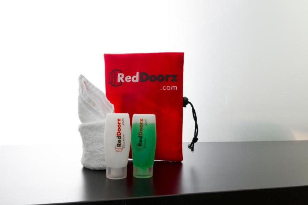 Reddoorz @ Surapati Hotel Bandung Ngoại thất bức ảnh